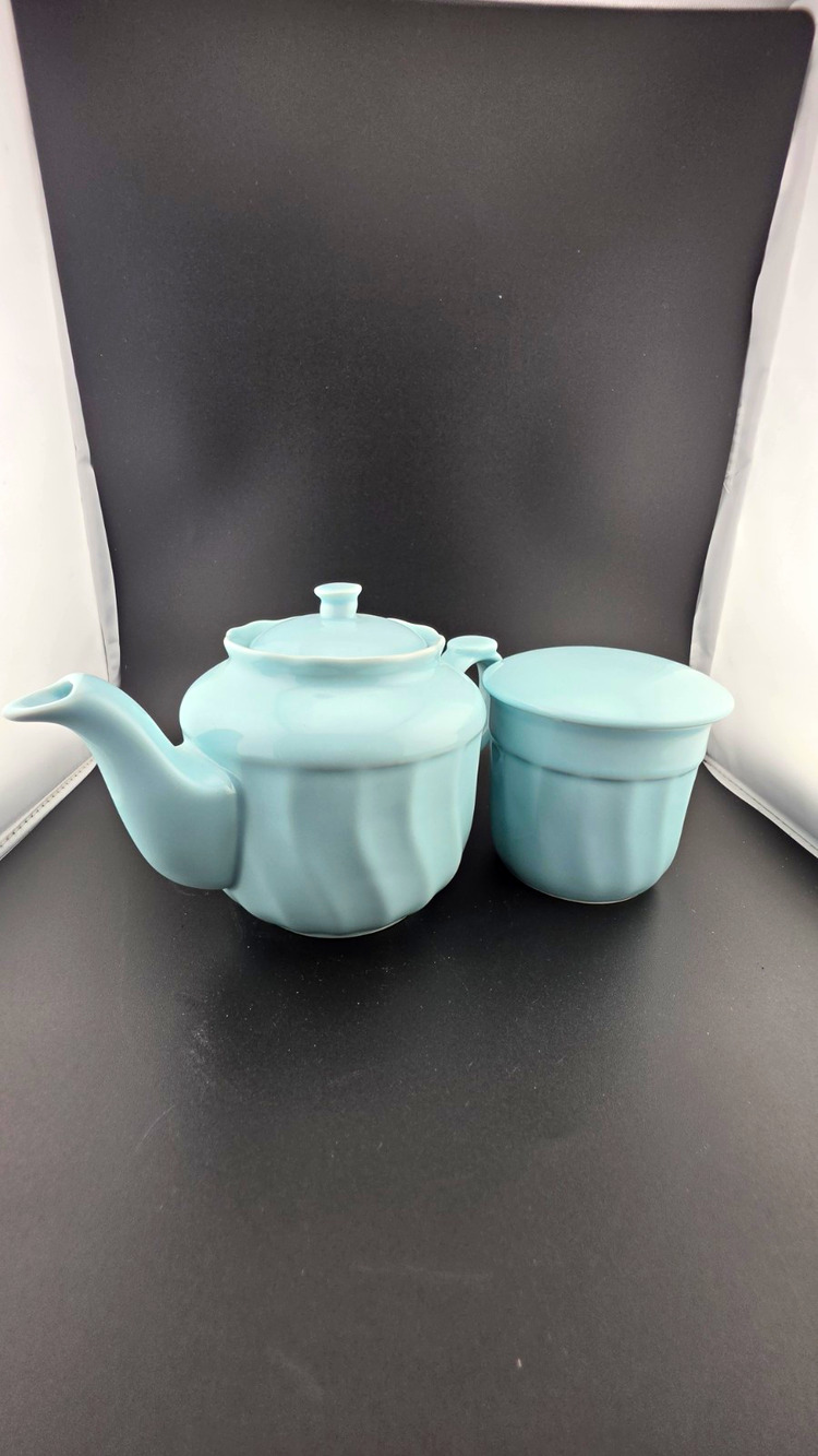GANZ Blue Glossy Ceramic 2pc Tea Set Teapot & Lidded Cup, 1 Cup Capacity